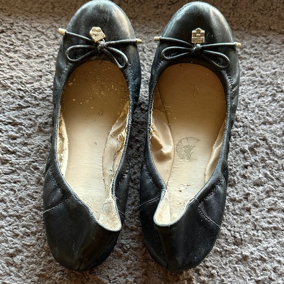 Vince camuto flats - Picture 2 of 4